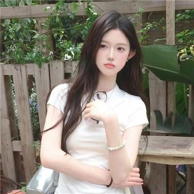 钗光剑影